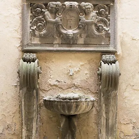 Apartamento Domus Festina Lente *