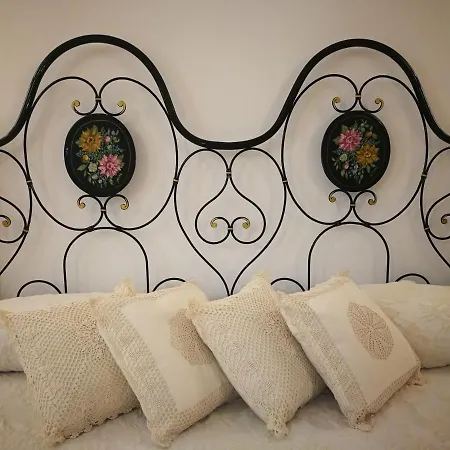 Apartment Domus Festina Lente *